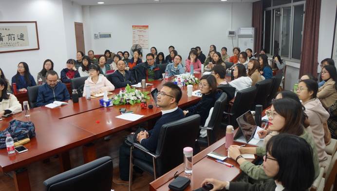 说明: D:\李子丹\新闻和照片\2019\12.5张云秋教授讲座\DSC09522.JPG 说明: D:\李子丹\新闻和照片\2019\12.5张云秋教授讲座\DSC09522.JPG
